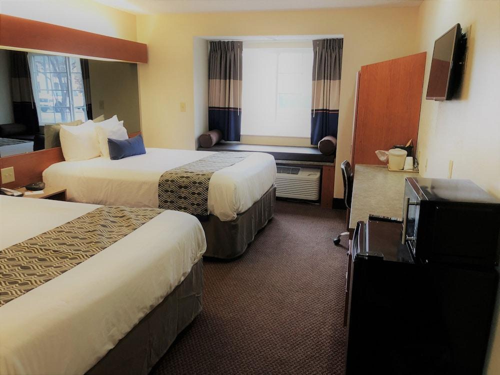 Microtel Inn & Suites By Wyndham Augusta/Riverwatch Екстер'єр фото
