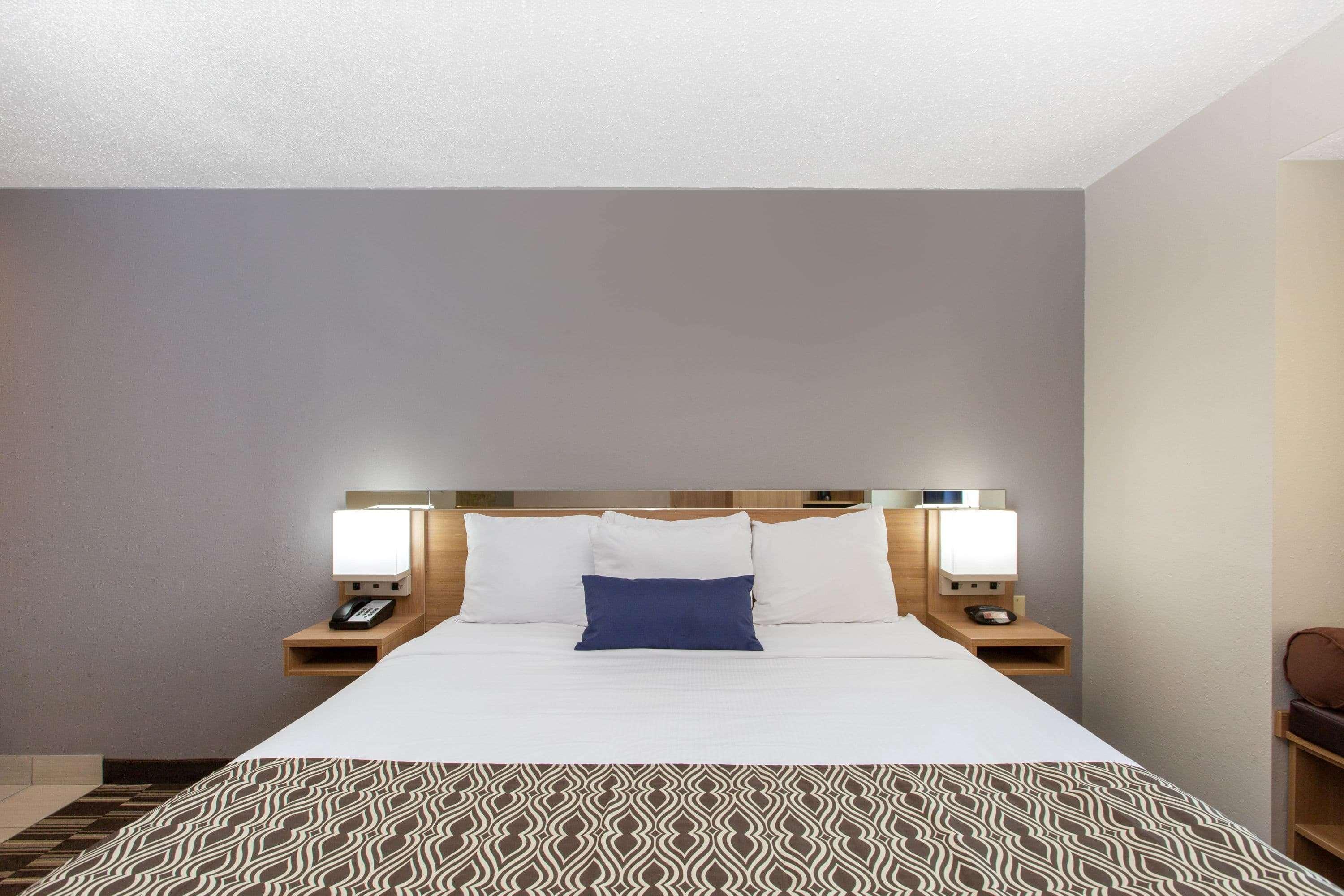 Microtel Inn & Suites By Wyndham Augusta/Riverwatch Екстер'єр фото